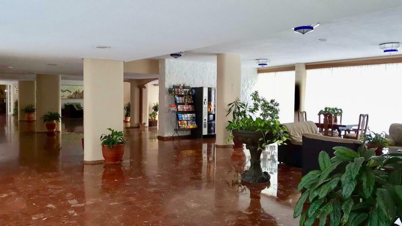 Honeymoon Apartments Benalmadena Bagian luar foto